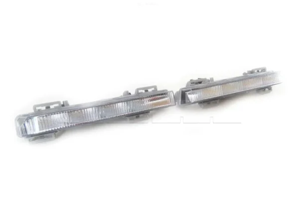 Feux de jour LED MER. W204 12-14 C63 AMG
