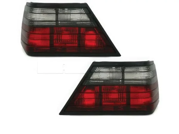Feux ar MER. W124 85-93 - crystal red/smoke