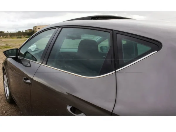 Jeu garniture chrome pour vitres latèrales SEAT LEON III 2012- HB 5D - 8 Pcs