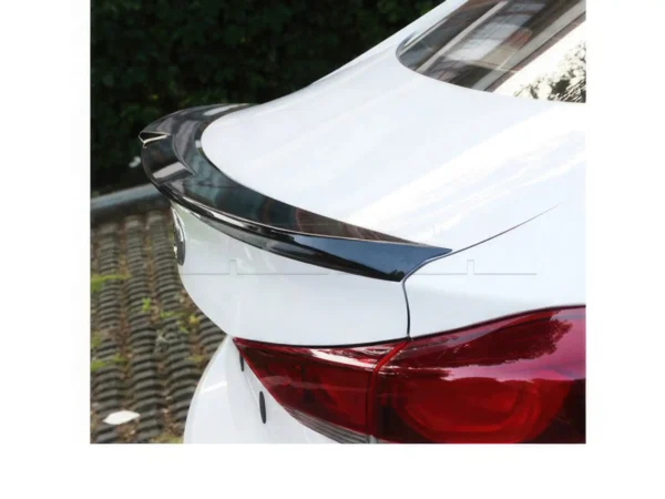 Spoiler ar Hyundai Elantra 2017