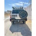 Pare-chocs ar acier TOYOTA LandCruiser 105 avec support Jerry Can + support porte roue - Image 2